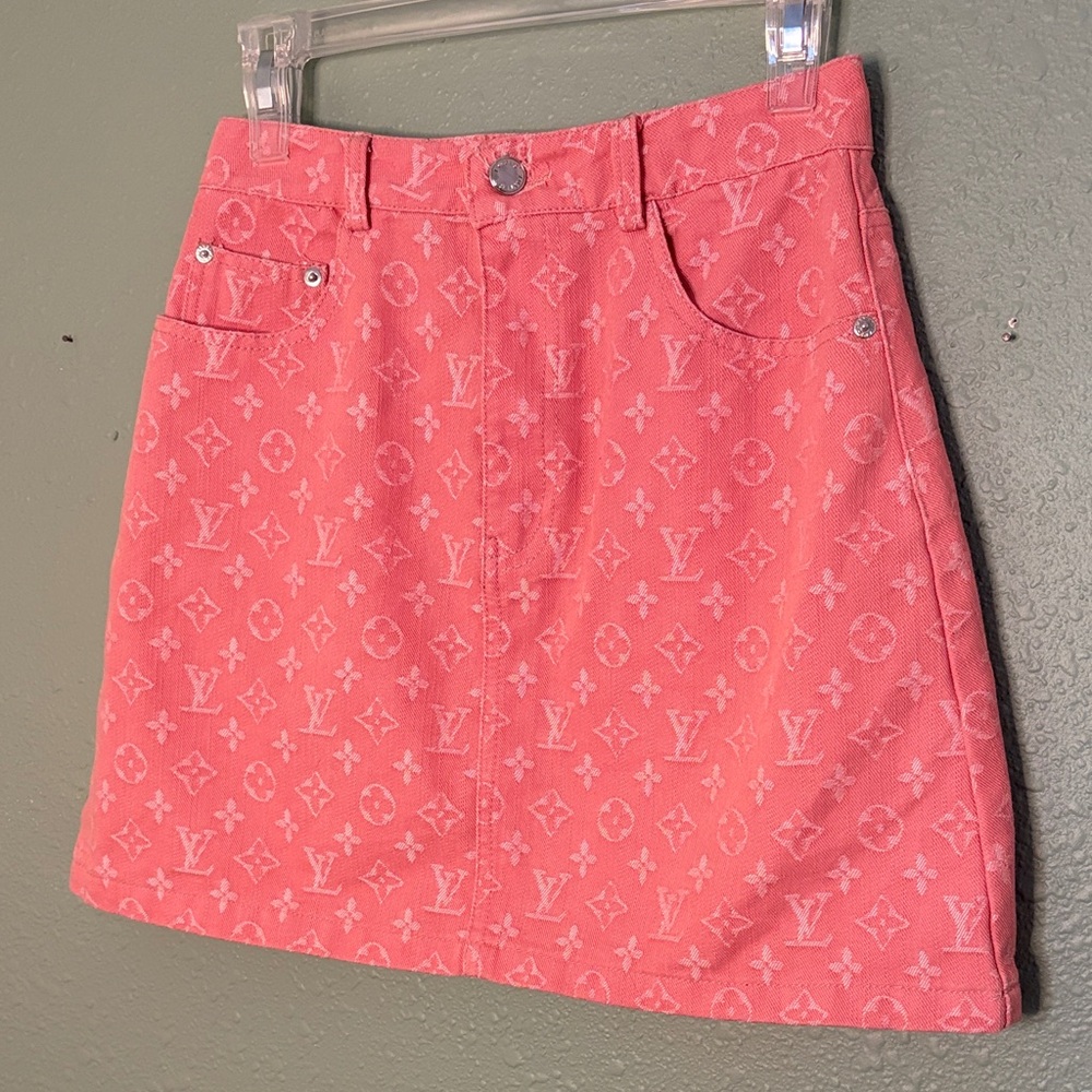 Louis Vuitton Coral Pink Mini Skirt